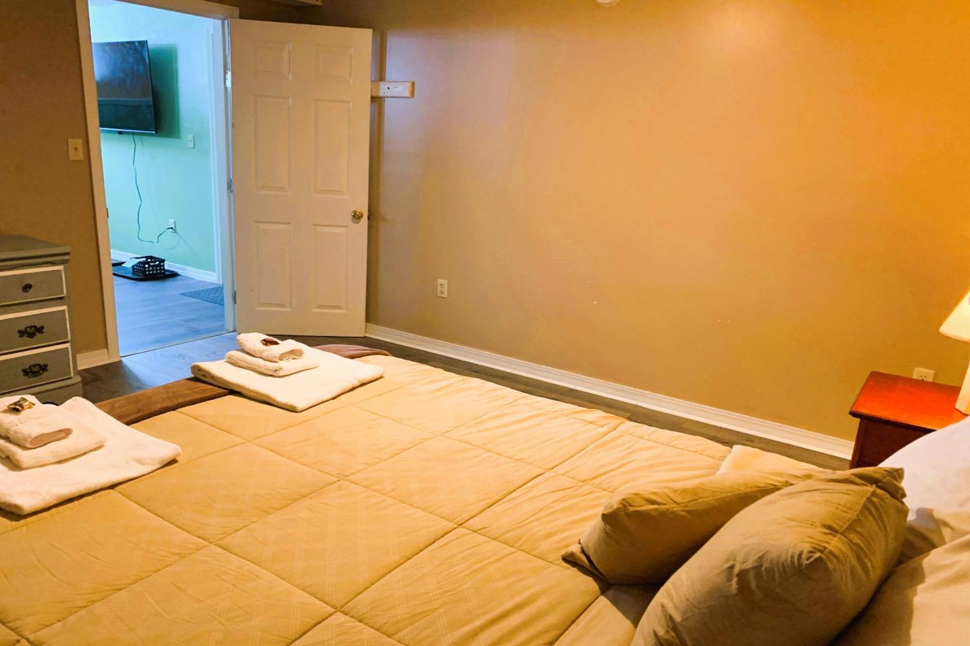 Love Hotels St John River By Oyo At Fort Kent Me Saint John Plantation Екстериор снимка