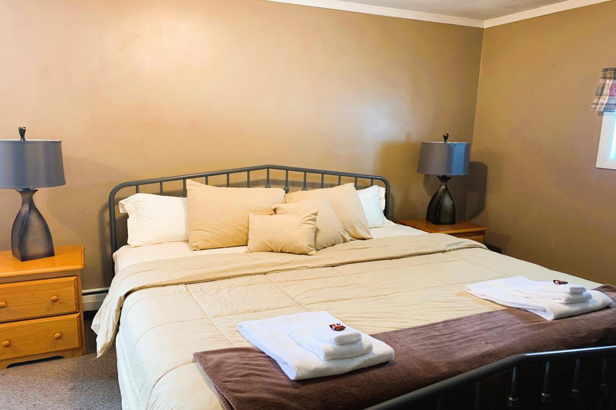 Love Hotels St John River By Oyo At Fort Kent Me Saint John Plantation Екстериор снимка
